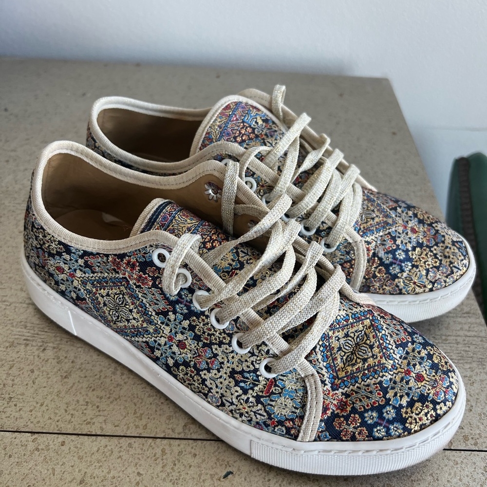 Artisan sneakers - size 40